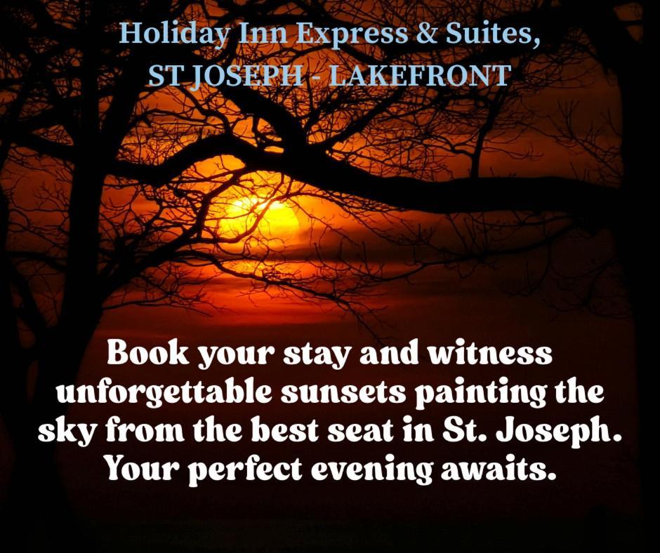 Holiday Inn Express Hotel & Suites-Saint Joseph By Ihg מראה חיצוני תמונה